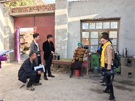 踏行十九大，平衡针灸专家走进新疆维族喀拉苏村义诊