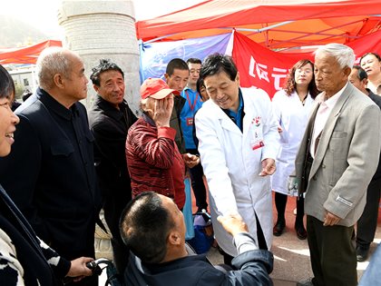 “银龄行动 健康扶贫”——平衡针灸走进山西永和县