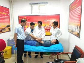 王文远教授全力支持杨学禹平衡针灸医生开展脑瘫病人义诊公益活动