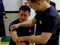 平衡针灸专家张春雨为广佛市高明区捕救山火的消防官兵义诊